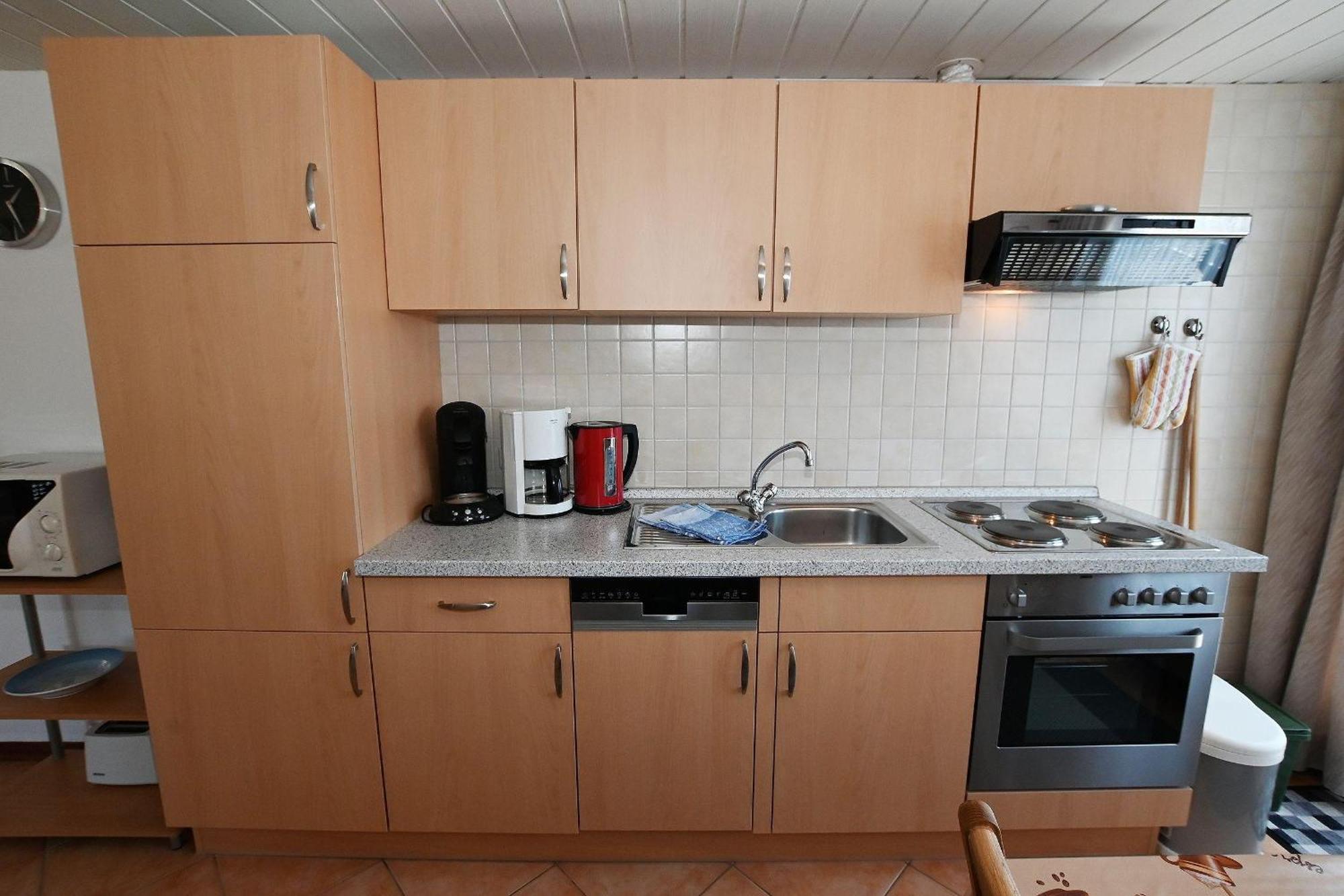 Haus-Karin-Ferienwohnung-2 Büsum Esterno foto